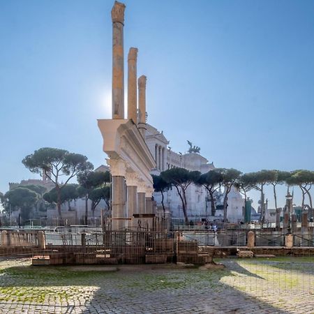 Elegant And Luxury Apartment @Altare Della Patria Rome Bagian luar foto