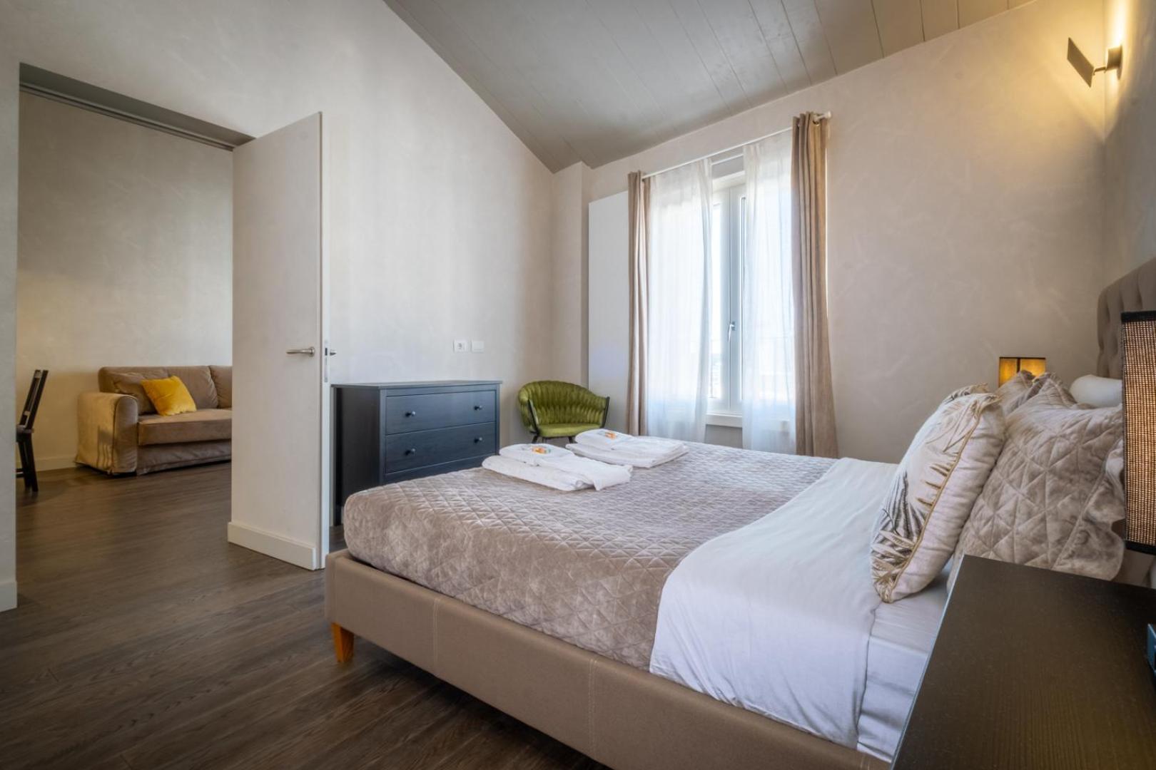Elegant And Luxury Apartment @Altare Della Patria Rome Bagian luar foto