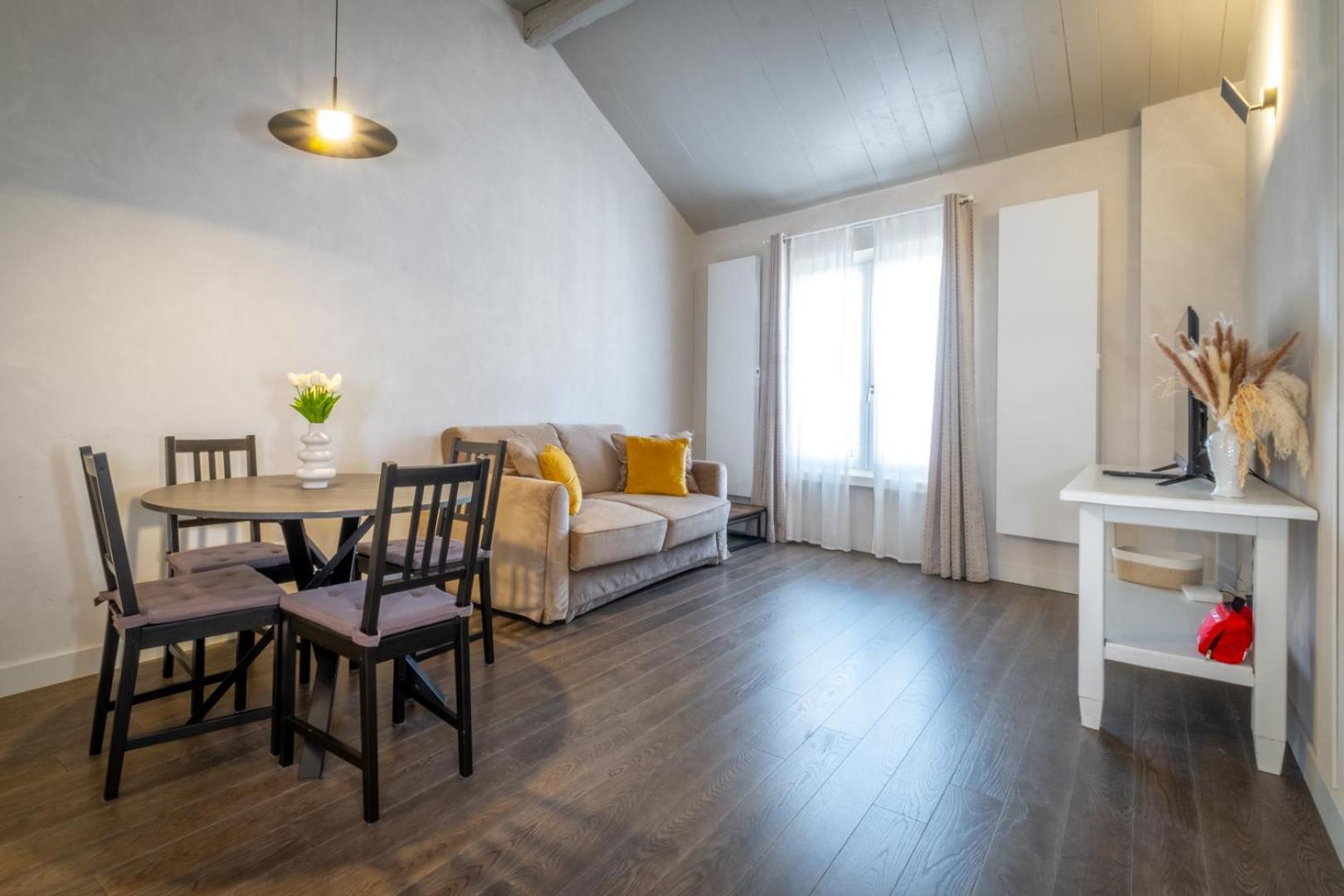 Elegant And Luxury Apartment @Altare Della Patria Rome Bagian luar foto